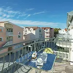 Tamaris