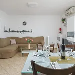 Tamaris Apartament *