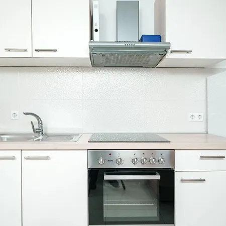 Tamaris Apartment *